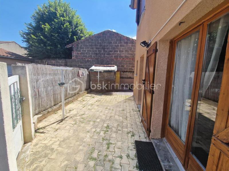 Maison traditionnelle - 102 m² - 4 pièces