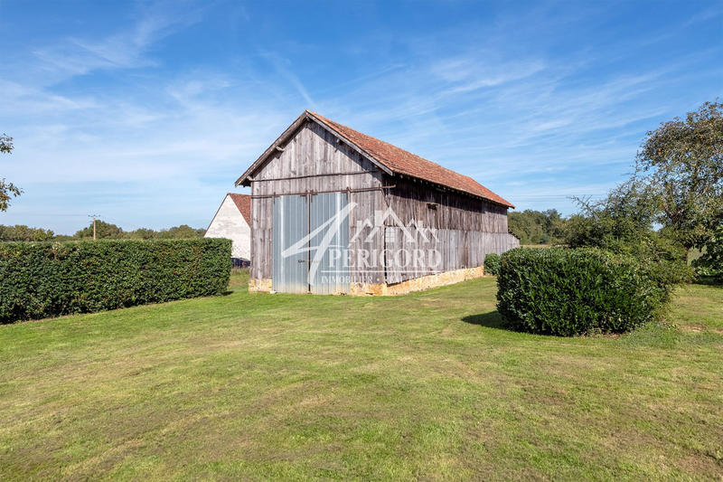 Ferme - 393 m² - 4 pièces