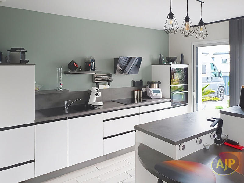 Maison - 95 m² - 3 pièces