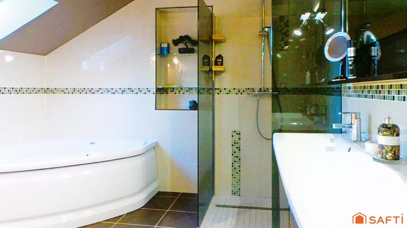 Maison - 197 m² - 7 pièces