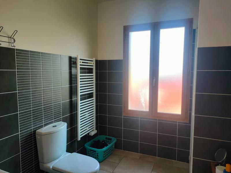 Maison - 243 m² - 9 pièces