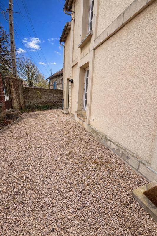 Maison ancienne - 114 m² - 6 pièces