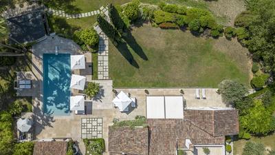 Maison - 550 m² - 15 pièces