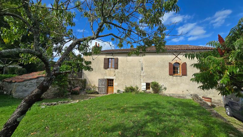Maison - 245 m² - 7 pièces