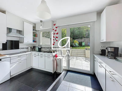 Maison traditionnelle - 130 m² - 5 pièces