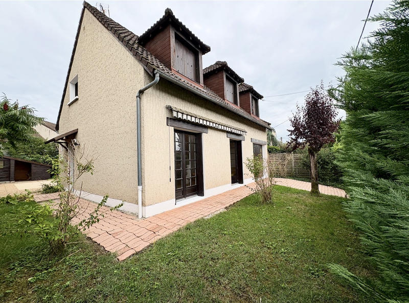 Maison - 101 m² - 4 pièces