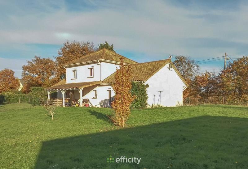 Maison traditionnelle - 135 m² - 5 pièces