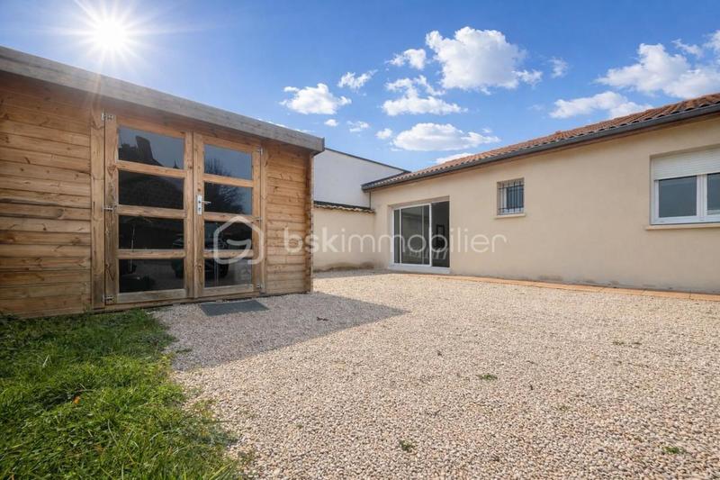 Maison - 104 m² - 4 pièces