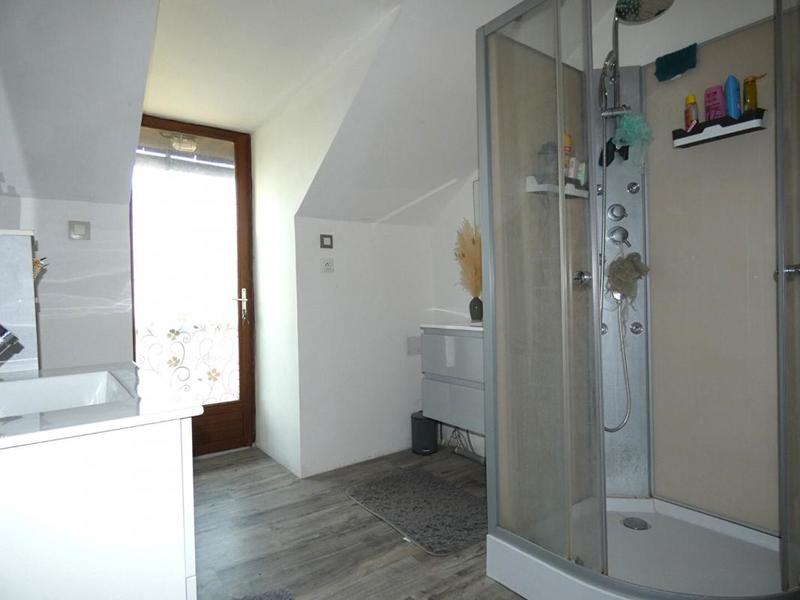 Maison - 180 m² - 6 pièces