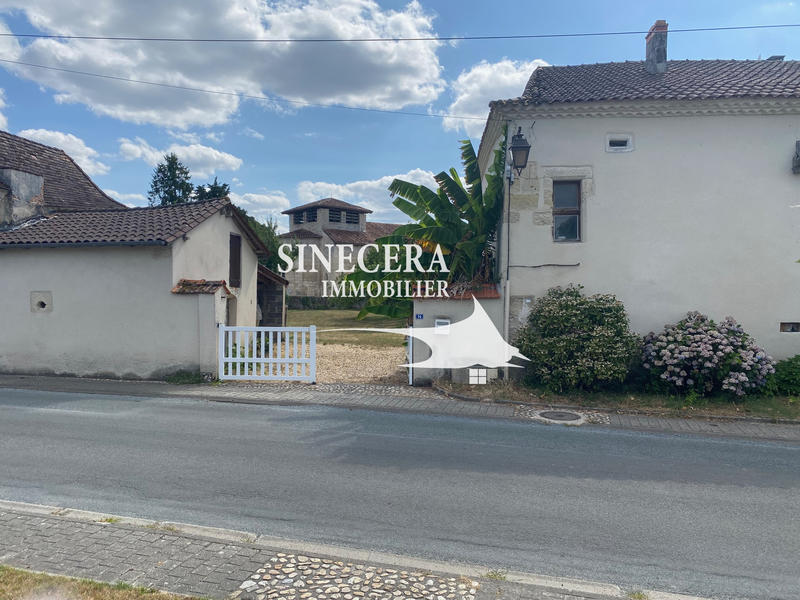 Maison de village - 140 m² - 6 pièces