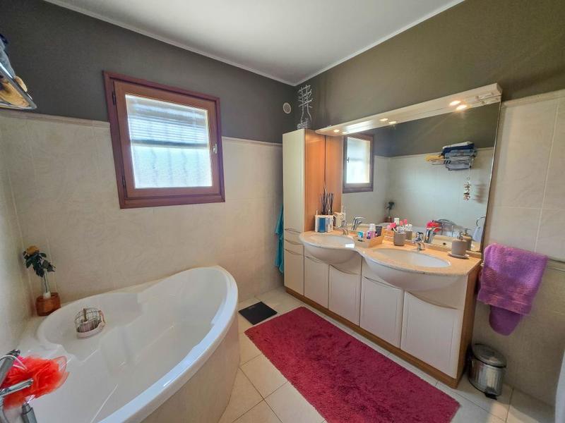 Villa - 117 m² - 4 pièces