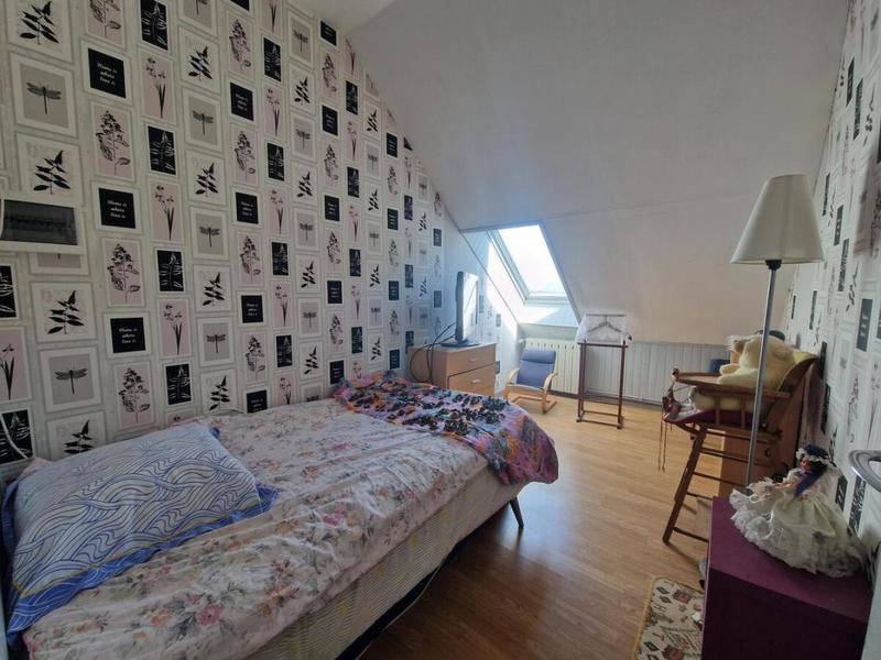 Maison - 147 m² - 8 pièces