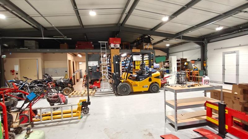 Local commercial - 453 m²