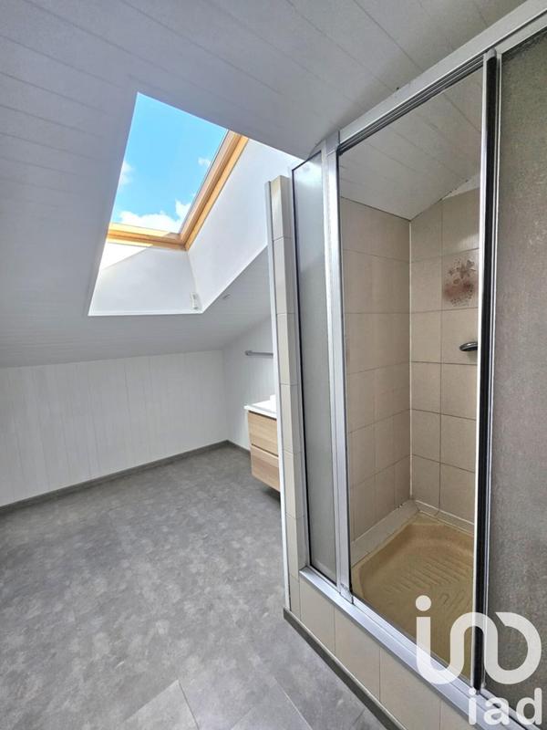 Maison - 198 m² - 8 pièces