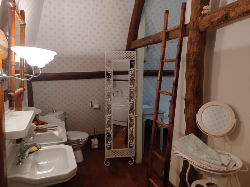 Maison - 222 m² - 6 pièces