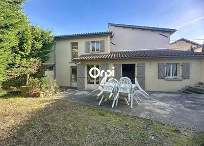 Maison - 130 m² - 5 pièces