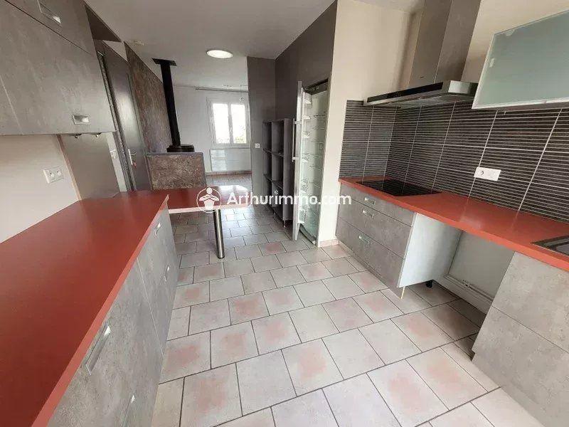 Maison - 80 m² - 5 pièces