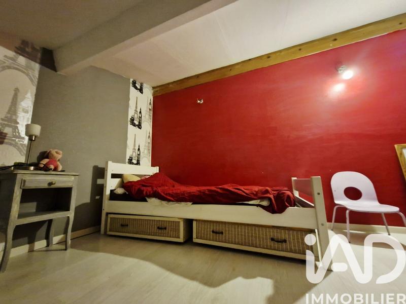 Maison - 174 m² - 8 pièces