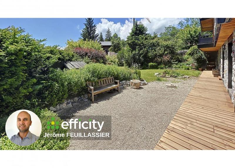 Châlet - 370 m² - 18 pièces