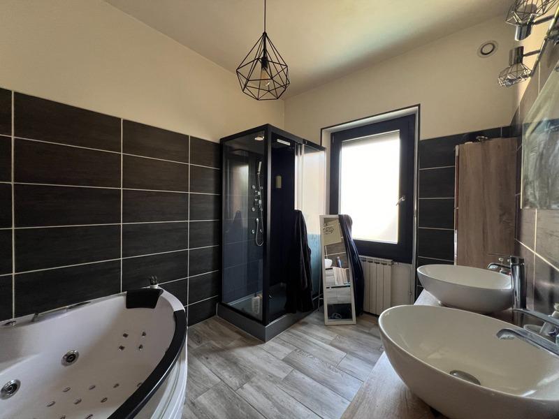 Maison de ville - 144 m² - 6 pièces