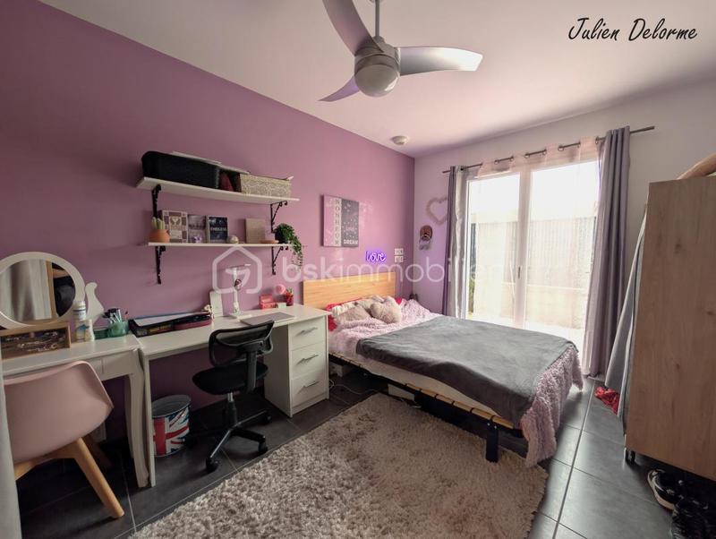 Maison jumelée - 99 m² - 5 pièces