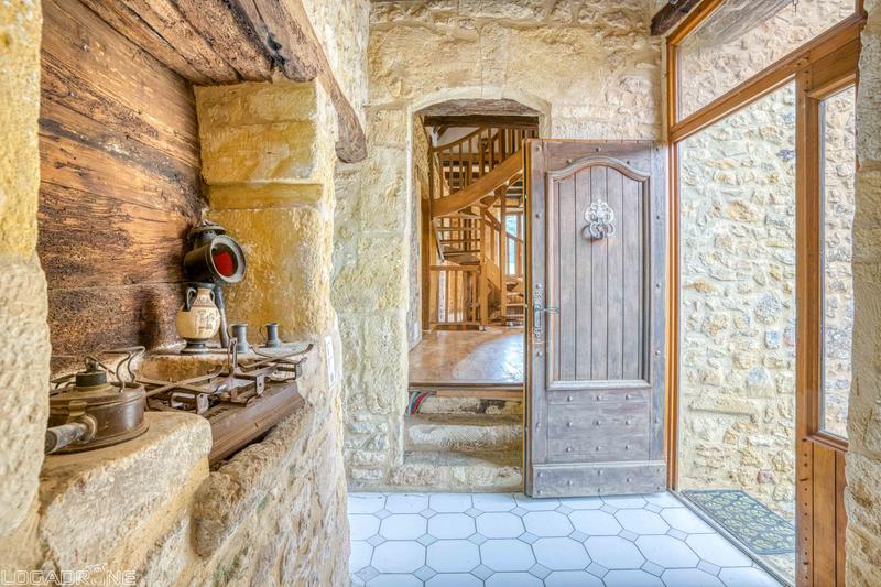 Maison traditionnelle - 126 m² - 6 pièces