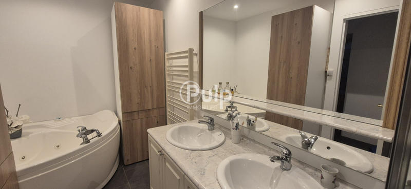 Maison - 127 m² - 6 pièces