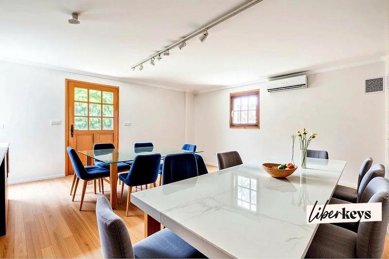 Propriété - 346 m² - 13 pièces