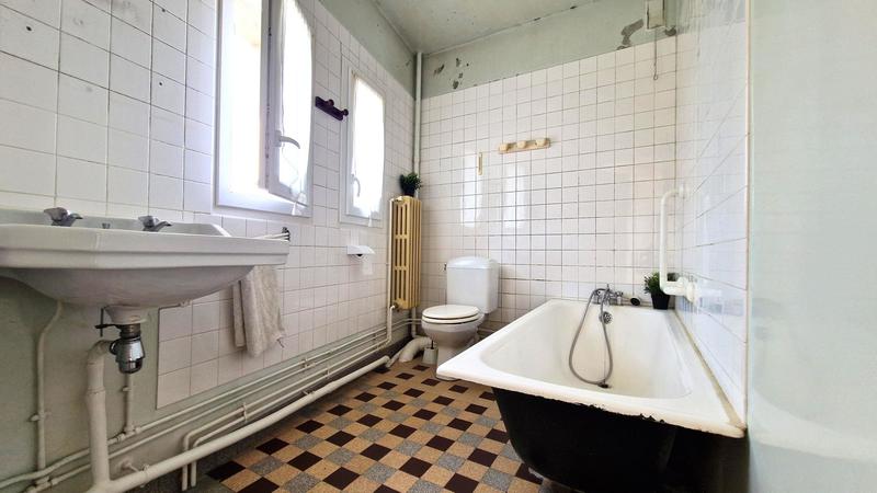 Maison - 128 m² - 6 pièces