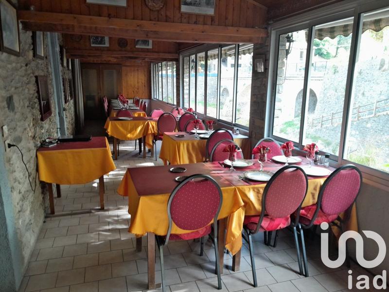 Maison - 208 m² - 7 pièces