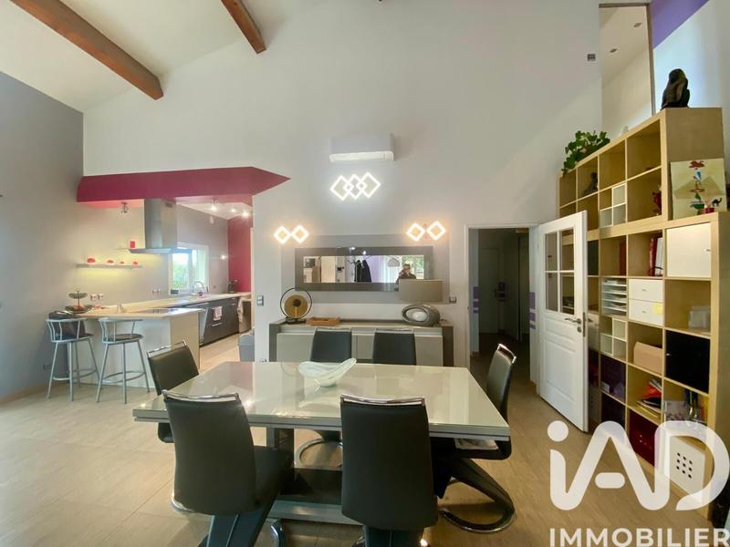 Maison - 170 m² - 6 pièces