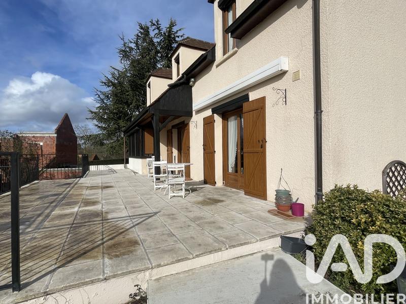 Maison - 145 m² - 6 pièces