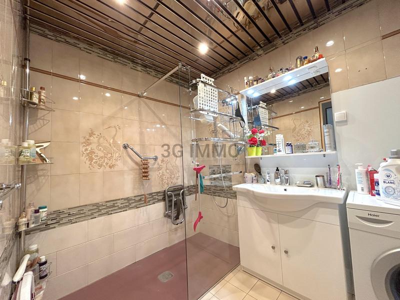 Maison - 149 m² - 6 pièces