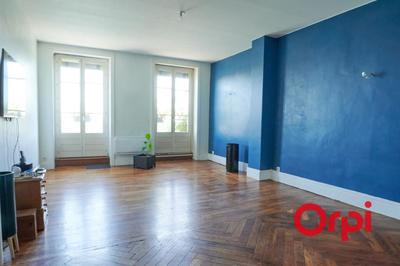 Appartement - 75 m² - 3 pièces