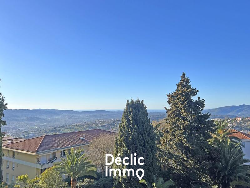 Appartement - 107 m² - 3 pièces