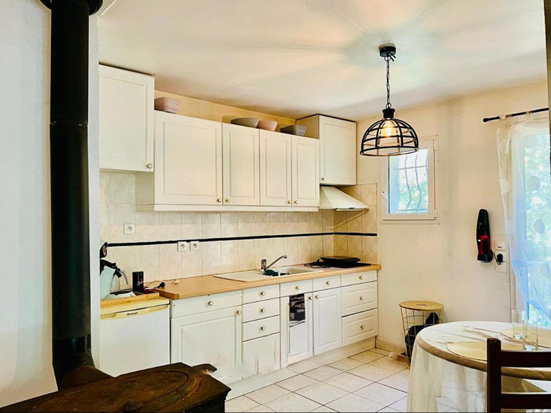 Maison - 250 m² - 10 pièces