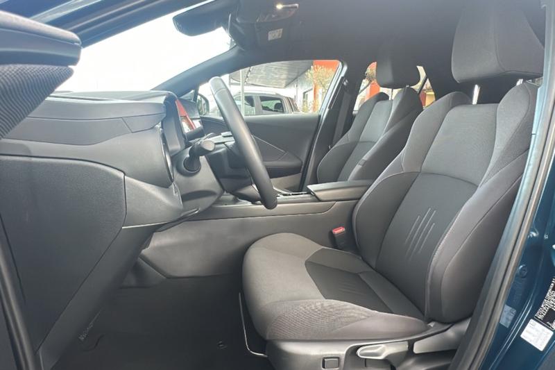 Toyota c-Hr 1.8 Hybrid140 Design Pk H