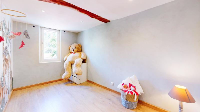 Maison - 90 m² - 6 pièces