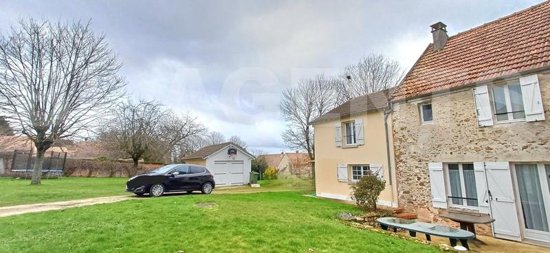 Maison - 176 m² - 7 pièces