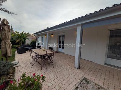 Maison - 120 m² - 8 pièces