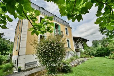 Maison bourgeoise - 220 m² - 9 pièces