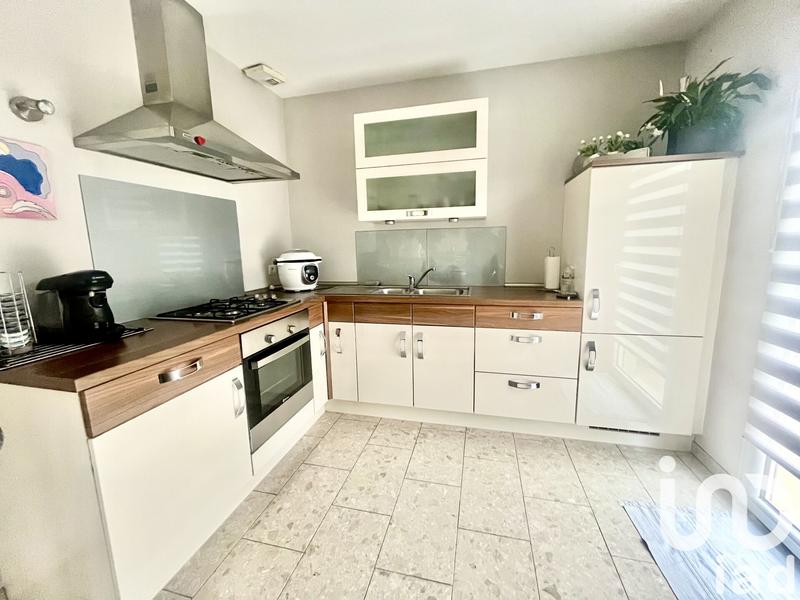 Maison - 93 m² - 4 pièces