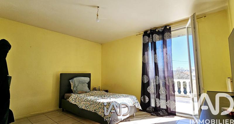 Maison - 167 m² - 9 pièces