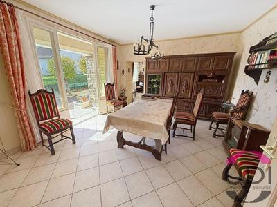 Maison - 112 m² - 4 pièces