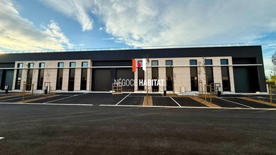 Local d'activités - 270 m²