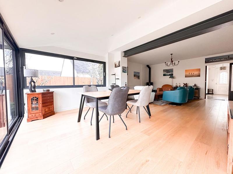 Maison - 138 m² - 7 pièces