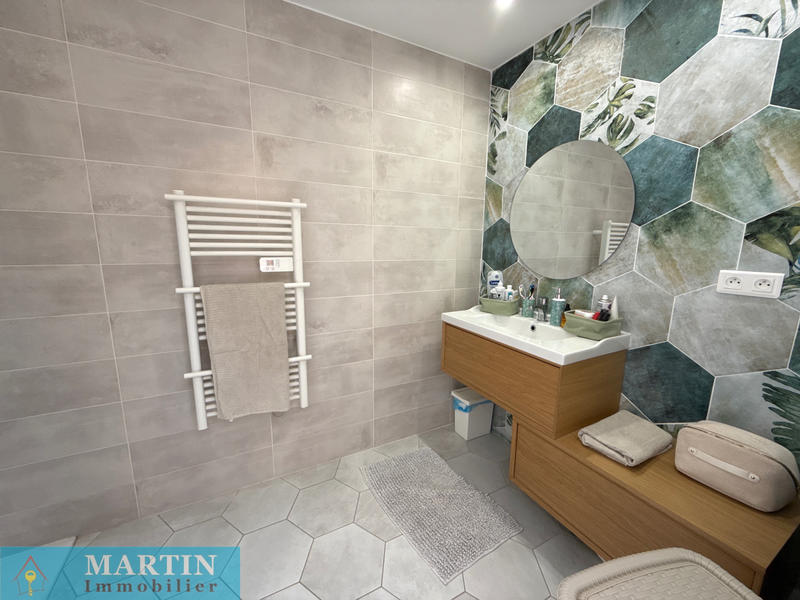 Maison - 185 m² - 6 pièces