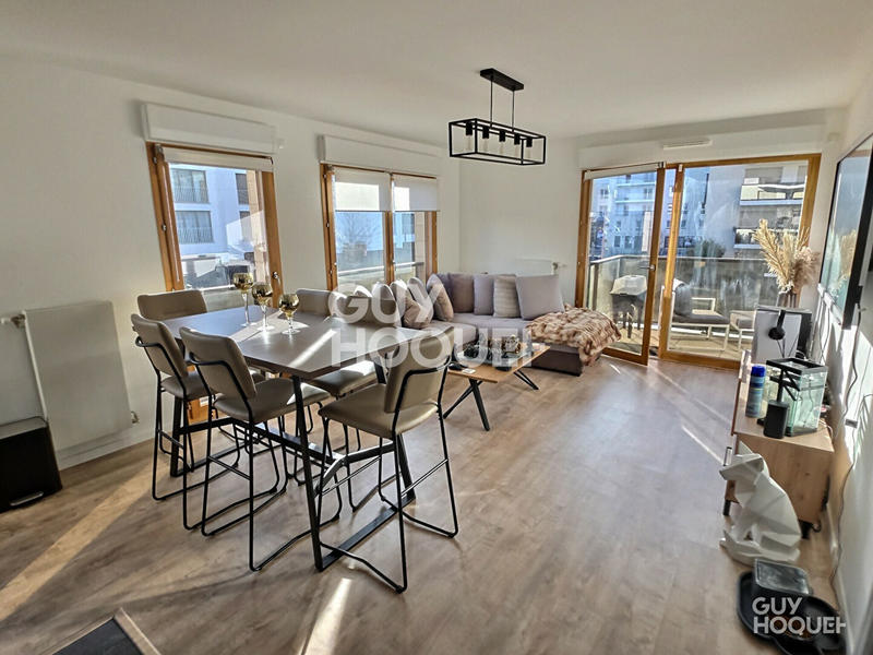 Appartement - 77 m² - 4 pièces