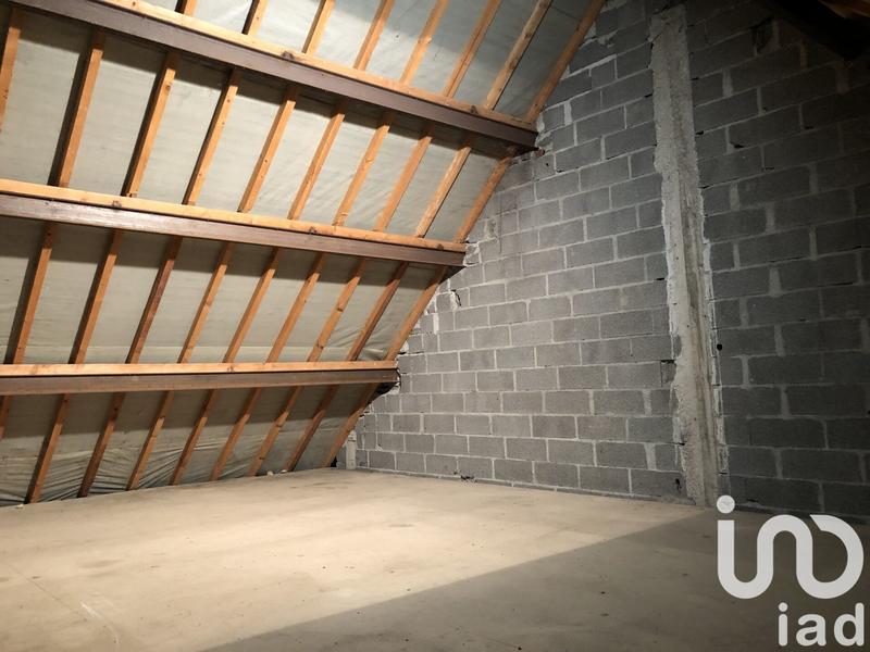 Maison - 242 m² - 7 pièces