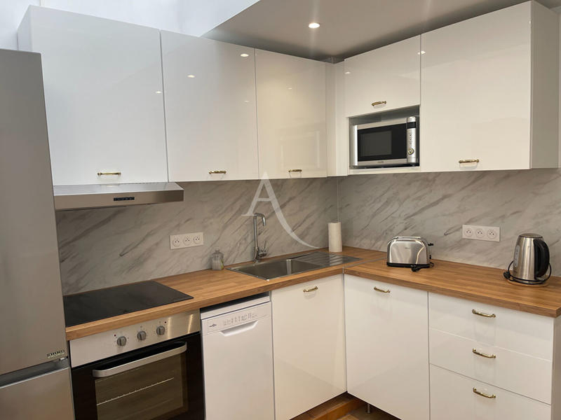 Maison - 84 m² - 5 pièces